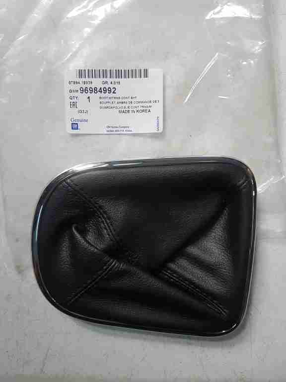 Bao da bọc cần số Chevrolet Cruze