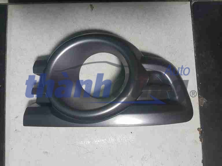 Ốp đèn gầm Ford Everest