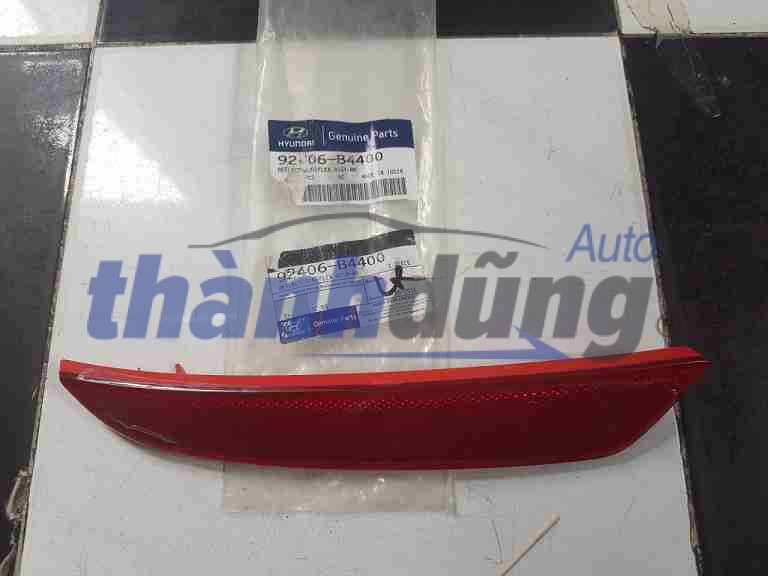 Đèn phản quang Hyundai I10 Sedan