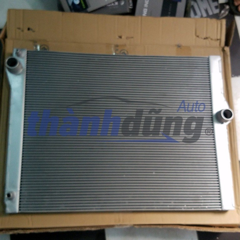 KÉT NƯỚC BMW 7 SERIES