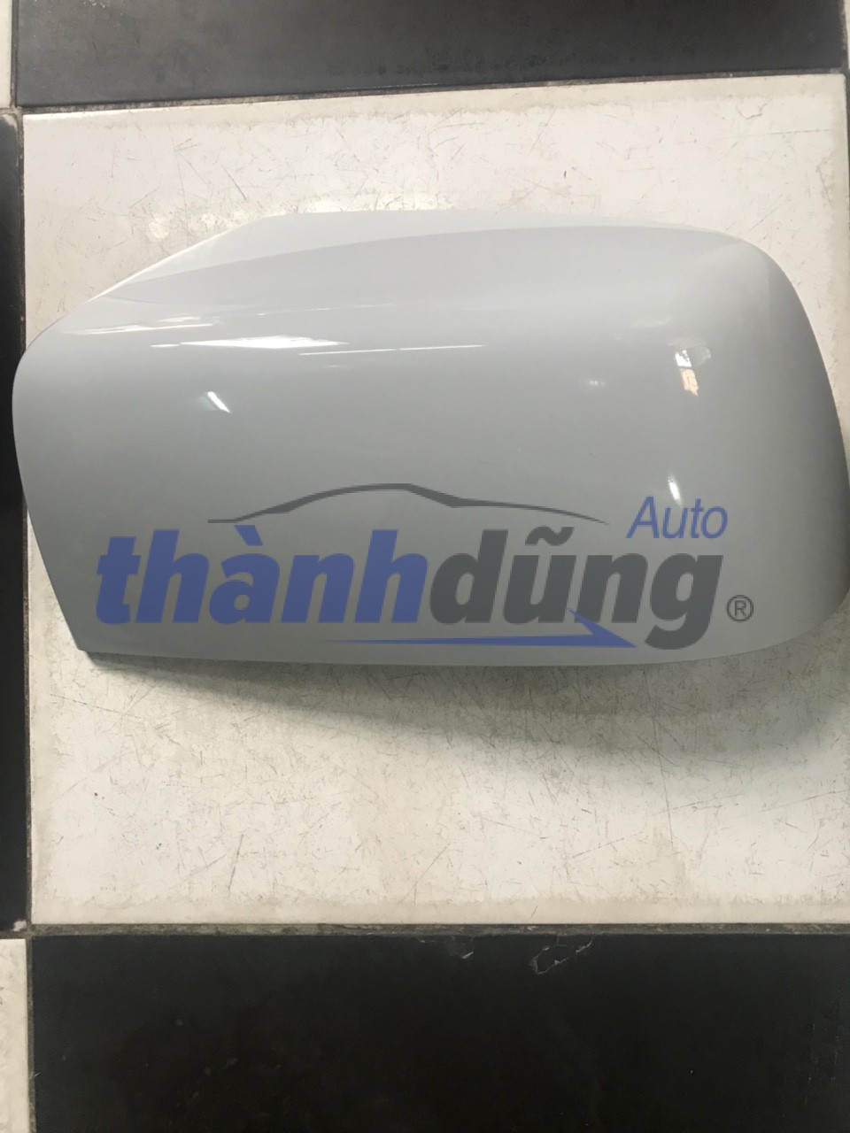 ỐP GƯƠNG CHIẾU HẬU CHEVROLET COLORADO