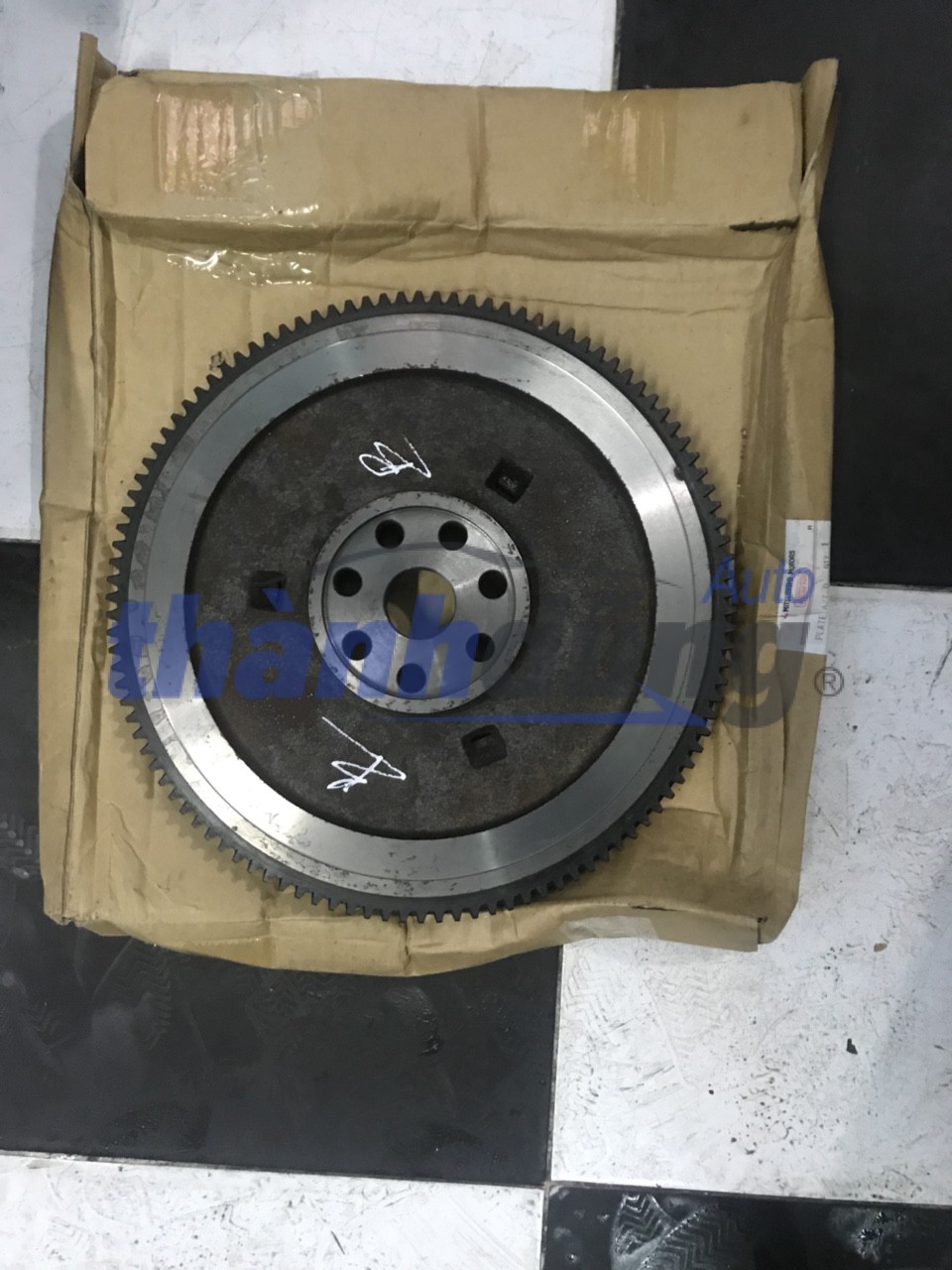 BÁNH ĐÀ MITSUBISHI TRITON, JOLIE