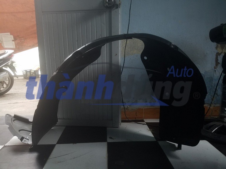 Chắn bùn lòng dè Hyundai Santafe