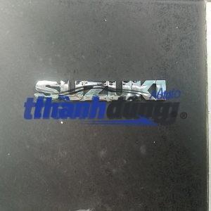 Lô gô chữ nổi Suzuki Vitara, 5 tạ, Apv