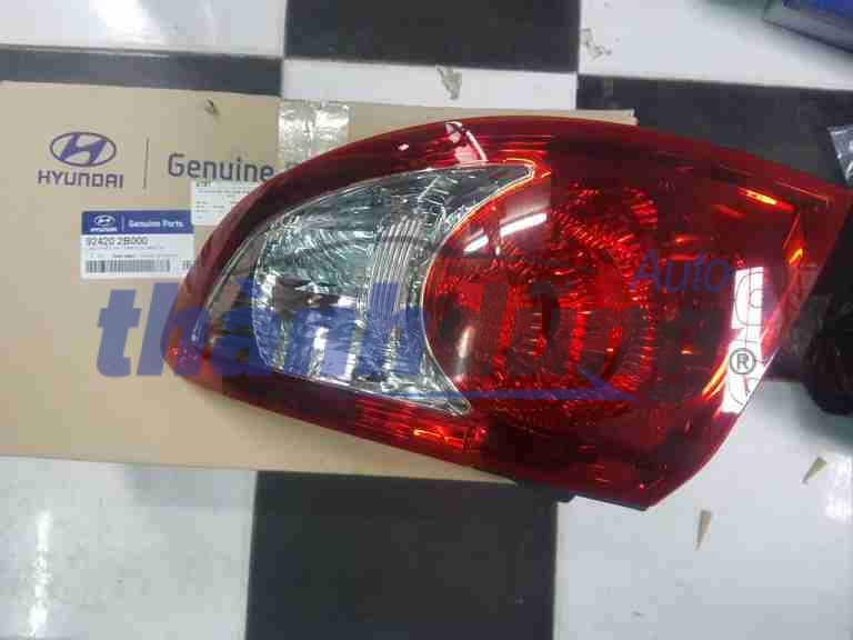 ĐÈN HẬU HYUNDAI SANTAFE