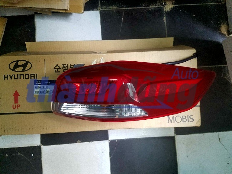 ĐÈN HẬU HYUNDAI ELANTRA 2018