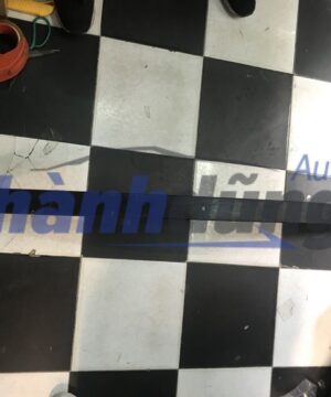 LÁ NHÍP CÁI TOYOTA HIACE, HILUX