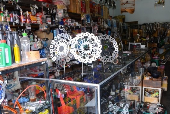 mua phụ tùng ô tô