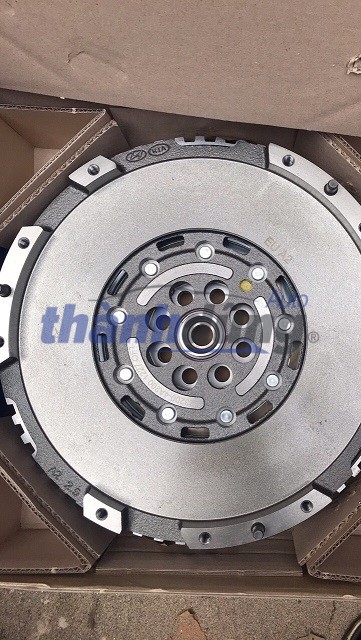 BÁNH ĐÀ HYUNDAI SOLATI