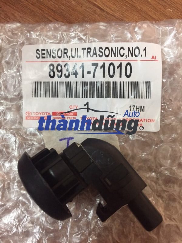 CẢM BIẾN BÁO LÙI TOYOTA INNOVA, SIENNA