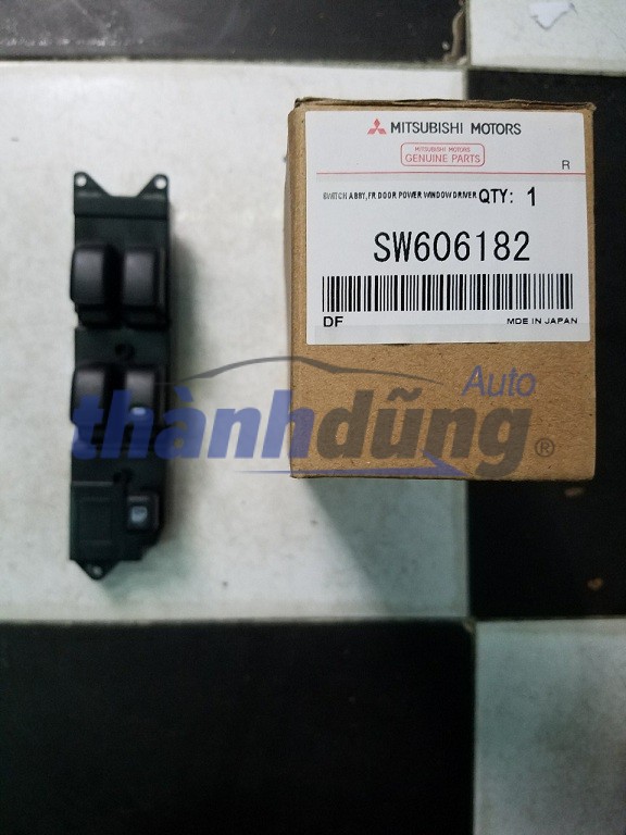 CÔNG TẮC LÊN XUỐNG KÍNH TỔNG MITSUBISHI JOLIE