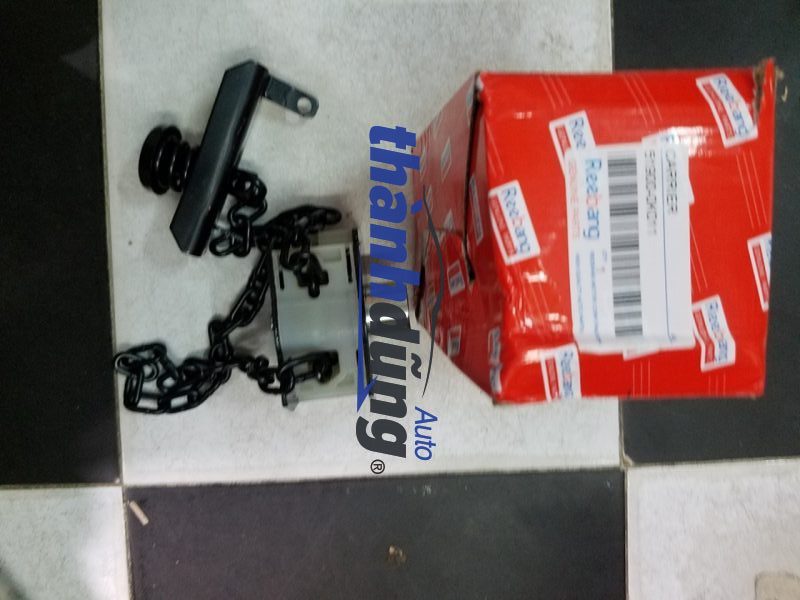 TREO LỐP DỰ PHÒNG TOYOTA INNOVA