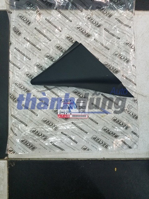 ỐP CHÂN GƯƠNG MERCEDES SPRINTER