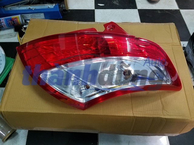 ĐÈN HẬU SUZUKI SWIFT