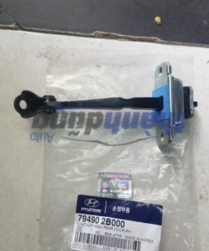 HẠN CHẾ CÁNH CỬA SAU PHẢI HYUNDAI SANTAFE