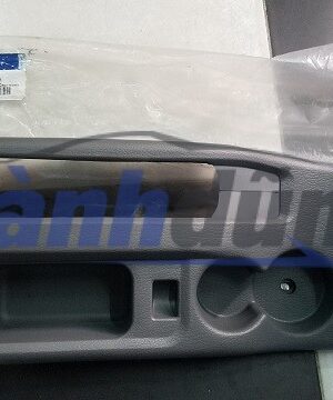 KHAY ĐỂ ĐỒ TRONG XE HYUNDAI HD65, HD72, HD78