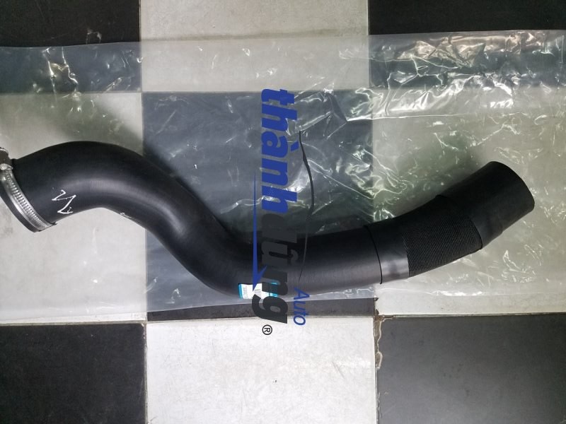 ỐNG DẪN NƯỚC VÀO KÉT TURBO FORD RANGER, EVEREST