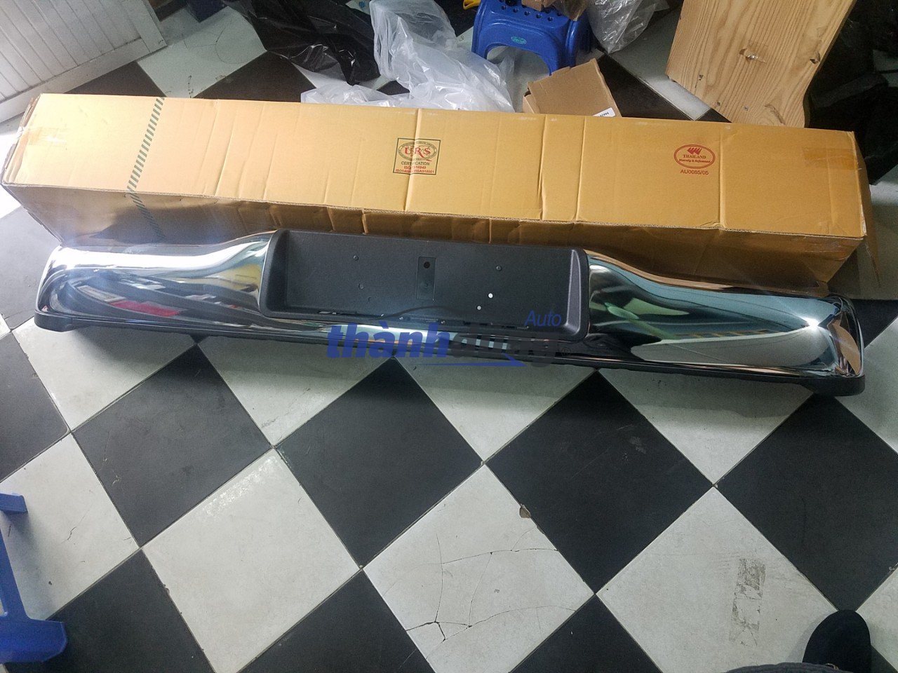 BA ĐỜ SỐC SAU TOYOTA HILUX 2018