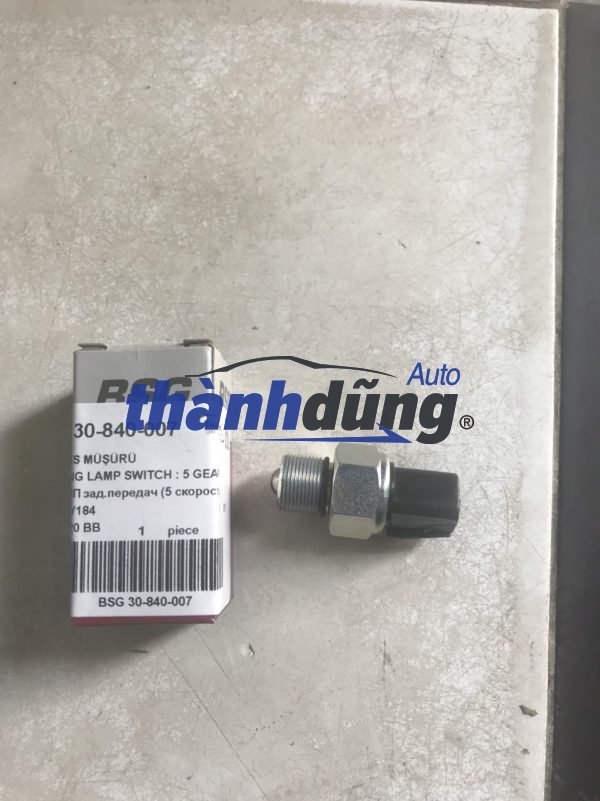 CẢM BIẾN BÁO LÙI FORD TRANSIT