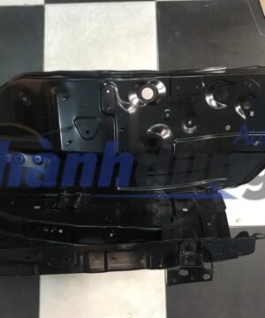 XƯƠNG BẮT TAI XE PHẢI NISSAN NAVARA