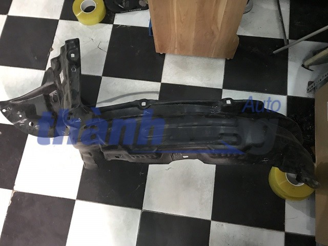 LÒNG DÈ CHẮN BÙN TOYOTA FORTUNER