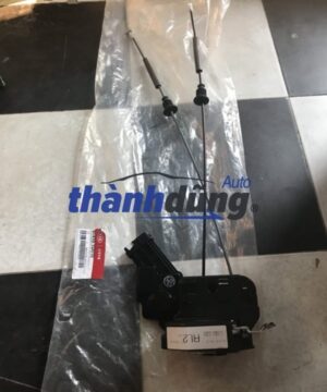 Ổ NGẬM KHÓA CỬA KIA CARENS