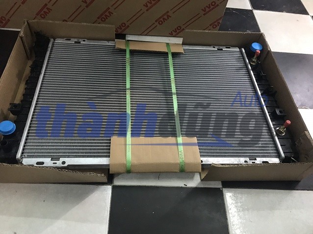 KÉT NƯỚC FORD ESCAPE 3.0