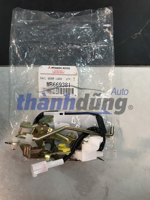 Ổ NGẬM KHÓA CỐP HẬU MITSUBISHI PAJERO