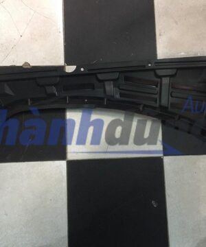 CHẮN BÙN GẦM ĐỘNG CƠ NISSAN LIVINA