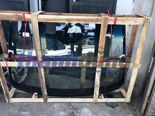 KÍNH CHẮN GIÓ DAEWOO LACETTI-