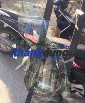 KÍNH CÁNH CỬA TRƯỚC PHẢI MAZDA 3