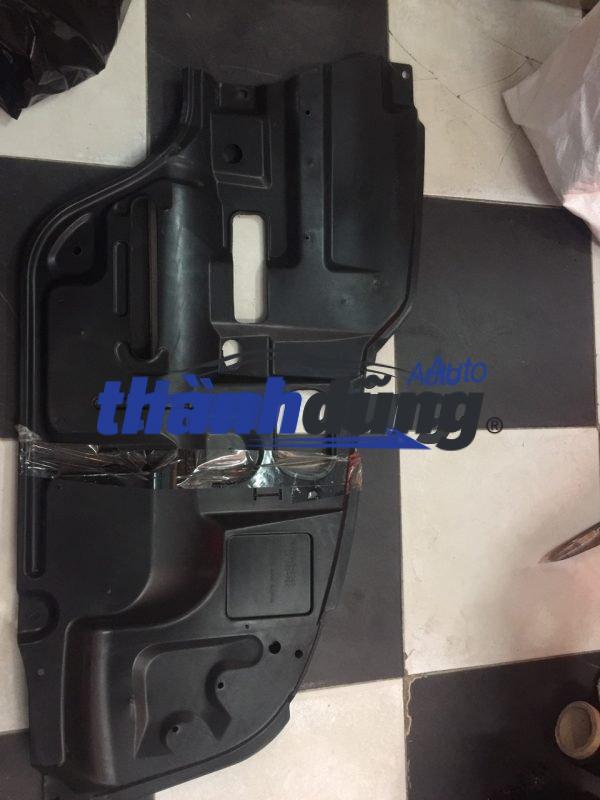 CHẮN BÙN GẦM MÁY TOYOTA CAMRY