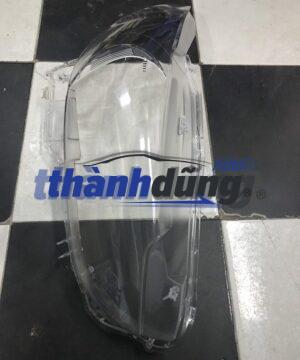 ỐP MẶT ĐÈN PHA TRÁI MAZDA 6