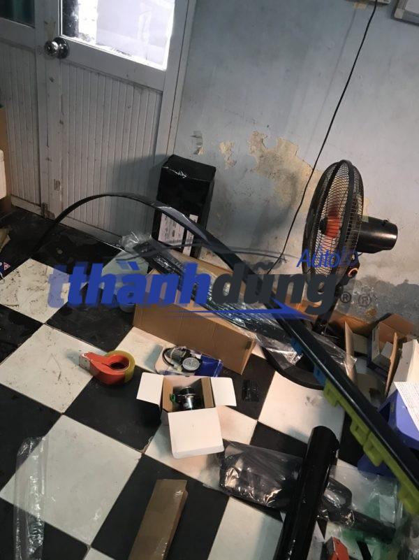 NẸP CHÂN KÍNH HONDA CIVIC-73158SNA013