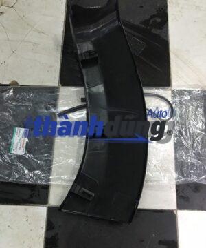 ỐP PHỒNG CẢN TRƯỚC PHẢI TOYOTA HILUX