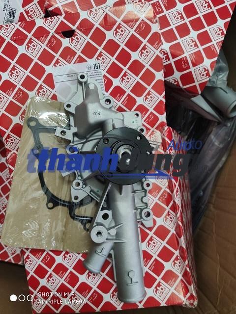 BƠM NƯỚC LÀM MÁT ĐỘNG CƠ MERCEDES SPRINTER