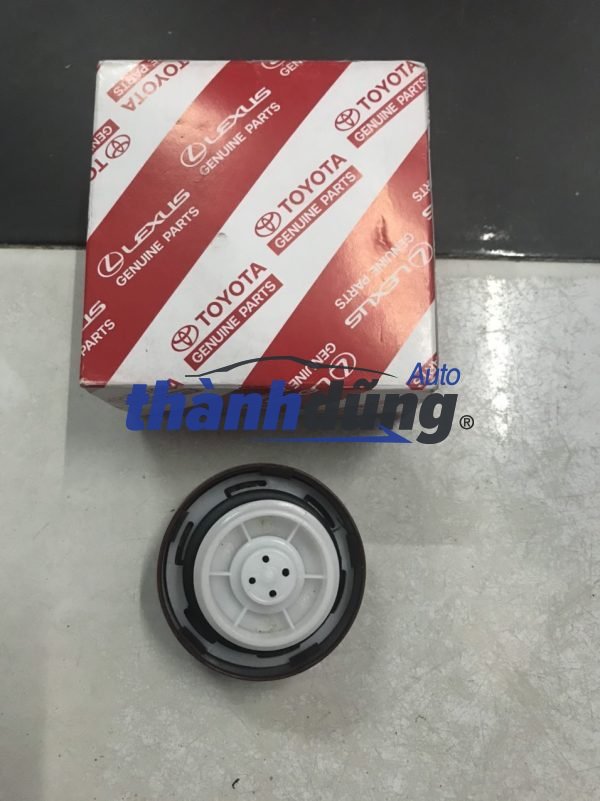 NẮP BÌNH XĂNG TRONG TOYOTA HIACE, INNOVA, HILUX
