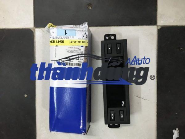 ĐỒNG HỒ LED TRUNG TÂM CHEVROLET CAPTIVA