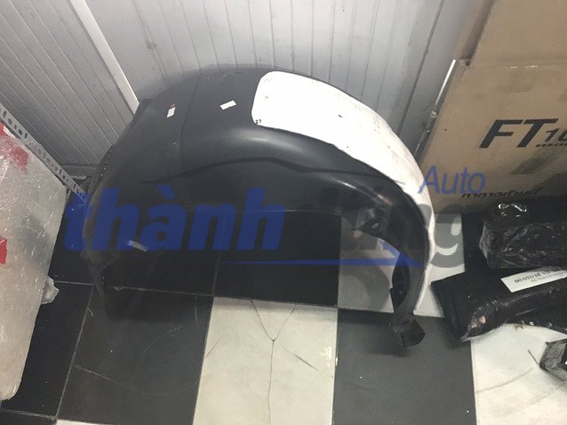 CHẮN BÙN LÒNG DÈ SAU TRÁI KIA CERATO