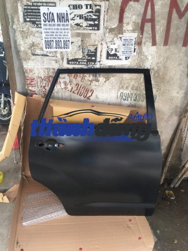 CÁNH CỬA TRƯỚC TOYOTA INNOVA
