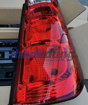 ĐÈN HẬU PHẢI HYUNDAI UNIVERSE