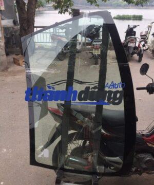 KÍNH CHẮN GIÓ TRƯỚC MAZDA 6