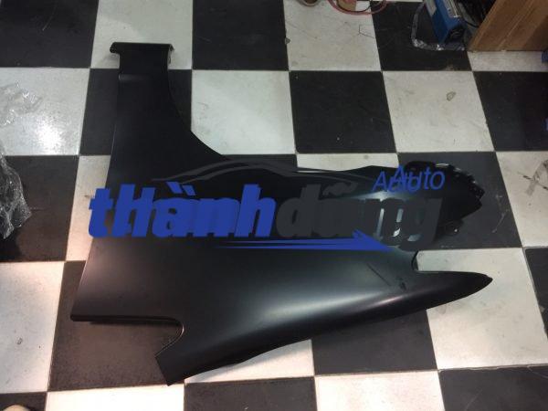 MÁ VÈ TRÁI TOYOTA INNOVA