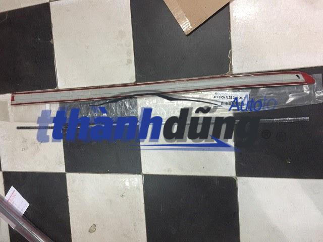 NẸP SƯỜN CÁNH CỬA TOYOTA ALTIS