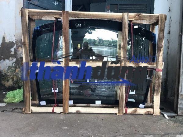 KÍNH CHẮN GIÓ TRƯỚC MITSUBISHI MIRAGE