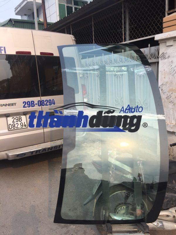 KÍNH CHẮN GIÓ FORD TRANSIT