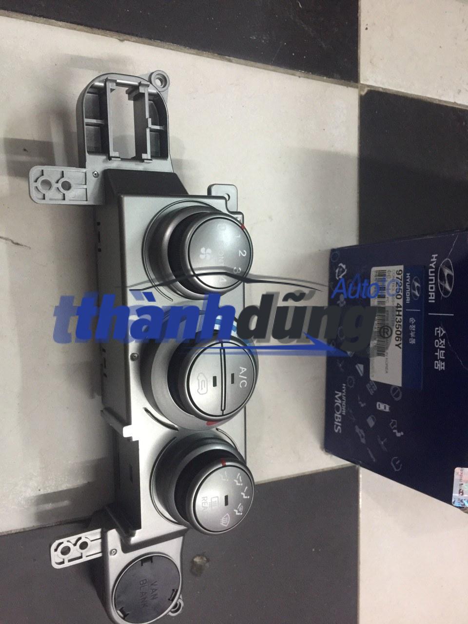 CỤM CÔNG TẮC ĐIỀU HÒA HYUNDAI STAREX