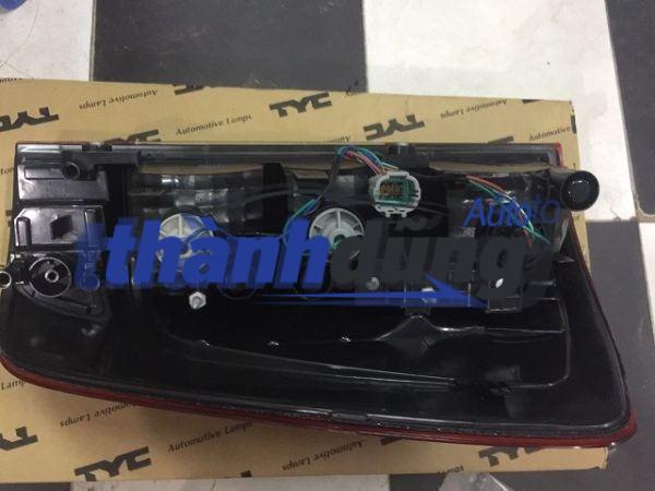 ĐÈN HẬU TRÁI NISSAN NAVARA