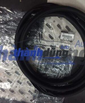 GIOĂNG CÁNH CỬA FORD ESCAPE