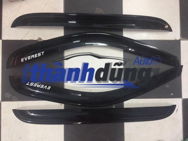 VÈ CHE MƯA FORD EVEREST 2010